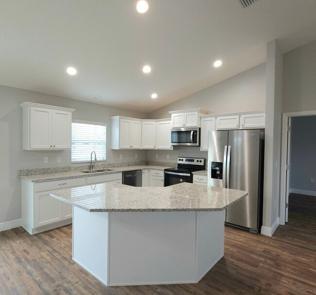 Photo - 4750 SW 139th St Rd