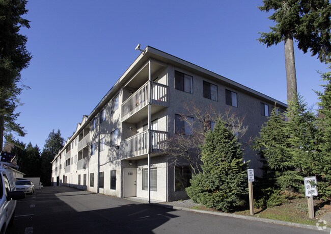 Shoreline Apartments - Shoreline Apartments
