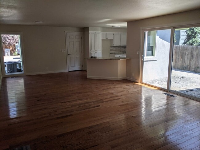 Photo - 1308 N 19th St Unidad 1308