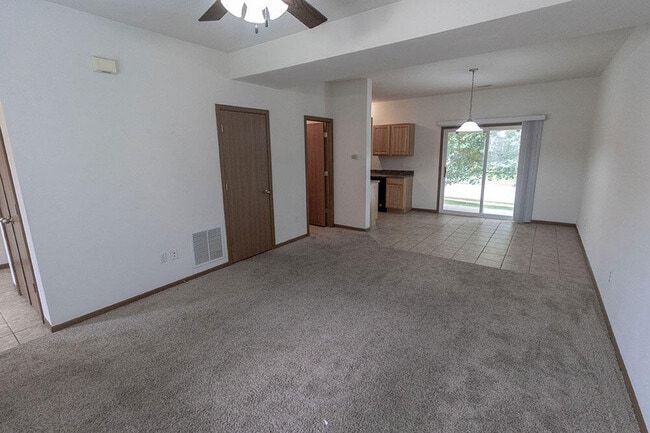Photo - 1613 Citadel Dr