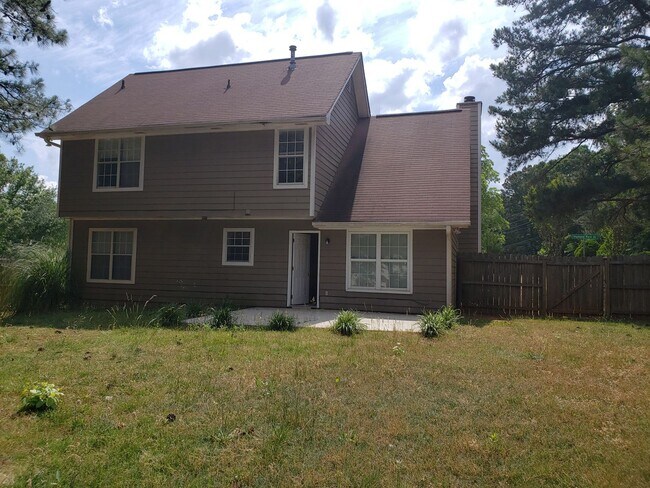 Photo - Charming Two-Story Home on a Corner Lot in Jonesboro