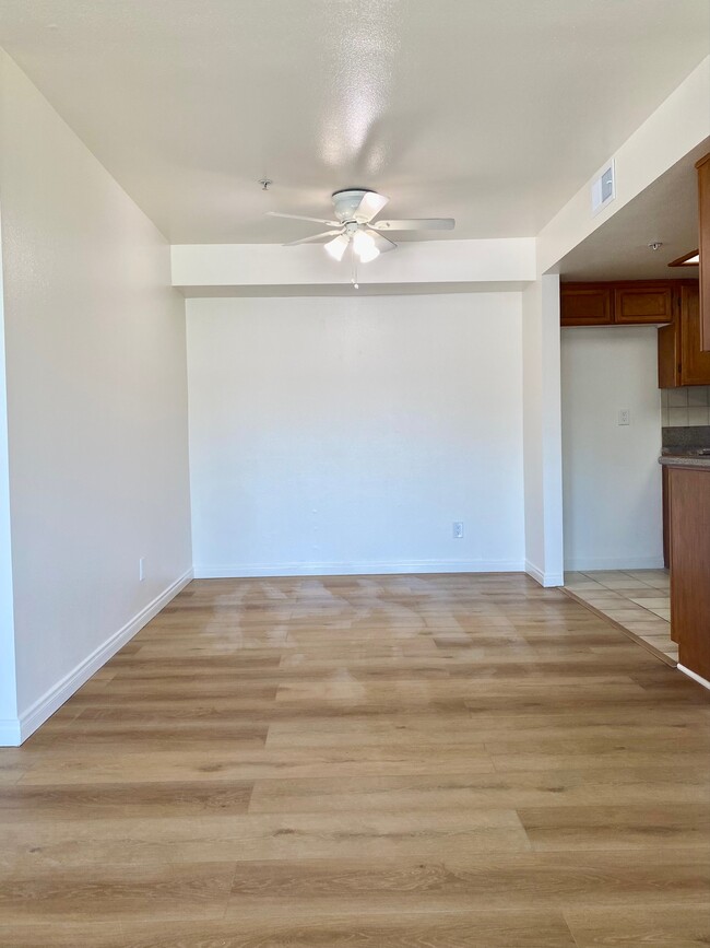 Dining - 108 W Maple St