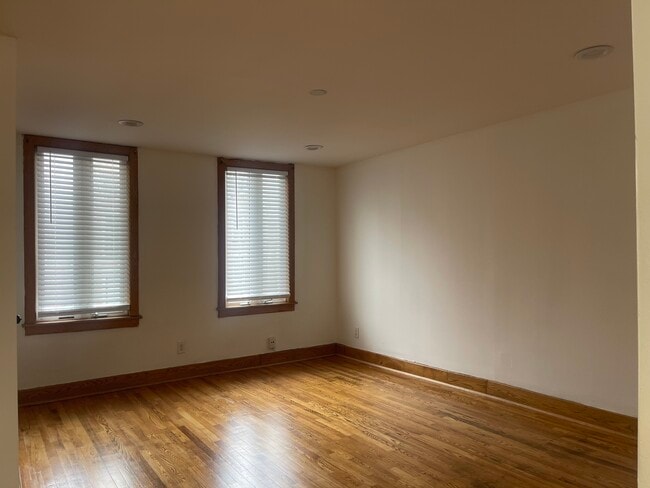 Photo - 1239 N Cleaver St Unit 2