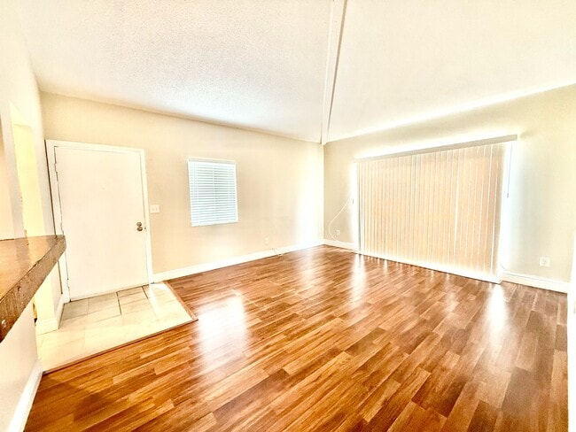 Photo - 2931 Bough Ave