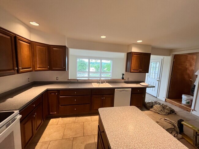 Photo - 24 1st St Townhome