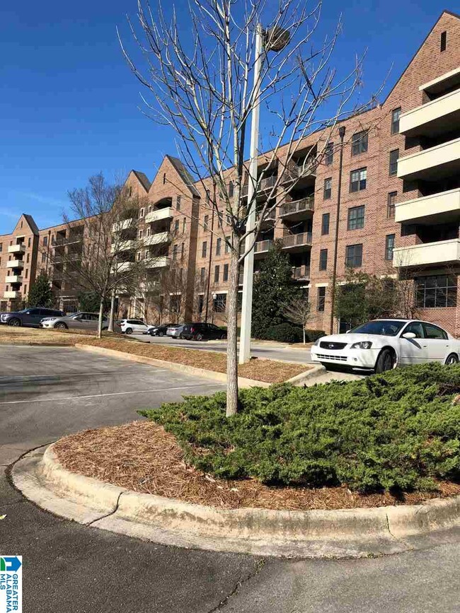 Photo - 1040 Broadway St Unit 410