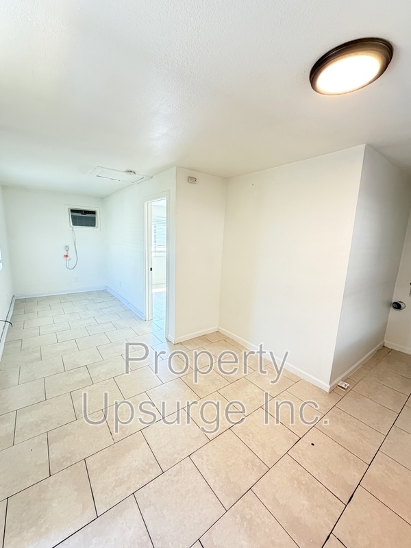 Photo - 1794 6th Ave