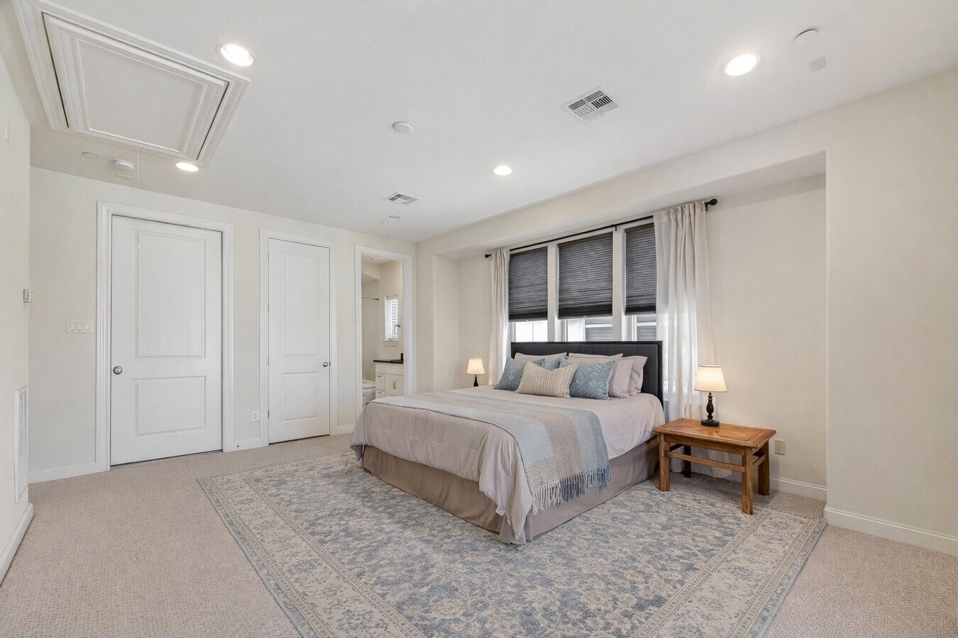 Photo - 705 Delano St