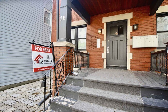 Photo - 38 Bruyère St Unit 1