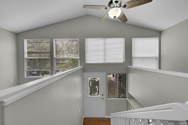 Photo - $2,645.00, 4 bed, 2.5 bath, located in Eng... Unit #3552