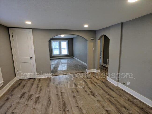 Photo - 262 S Pearl St Unit 3