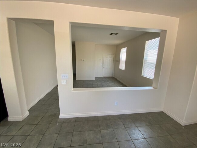 Photo - 2392 Predera Ave