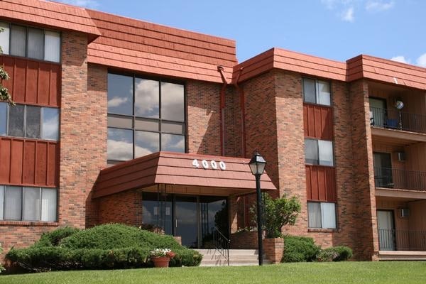 Parklawn Manor - Parklawn Manor