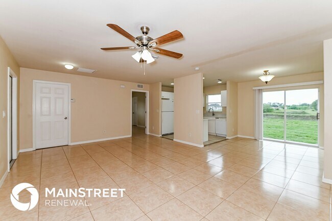 Photo - 3931 20th St W