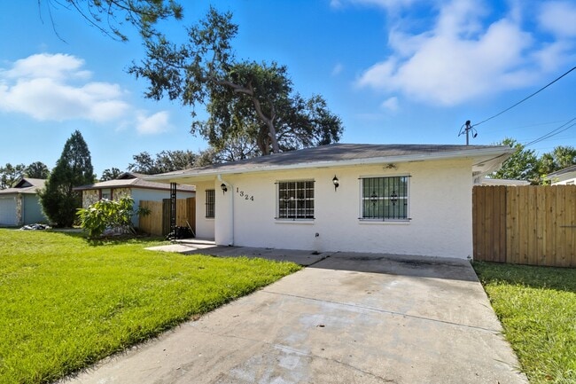 Photo - 1324 W Nassau St