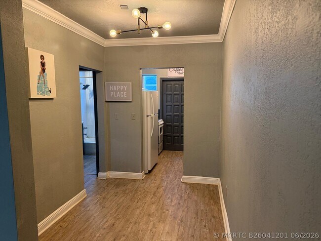 Photo - 6930 Byron Ave Unit 104