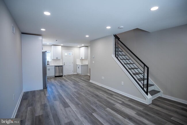 Photo - 2521 S Dewey St