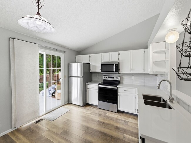 Photo - 3106 Sharps St