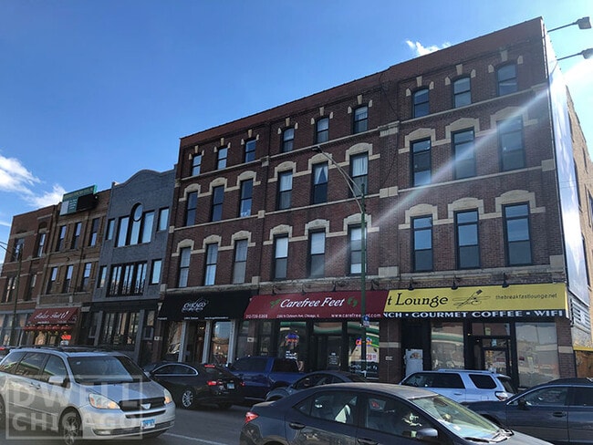 Photo - 2362 N Clybourn Ave Unidad 2R