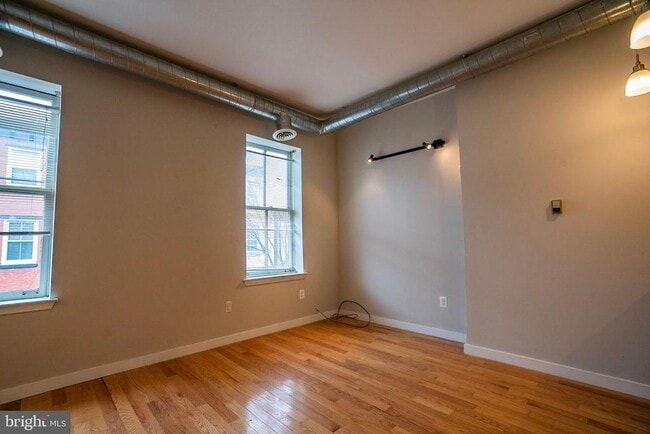 Photo - 1504 Swain St Unit 2