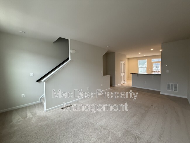 Photo - 505 Rolling Valley Dr