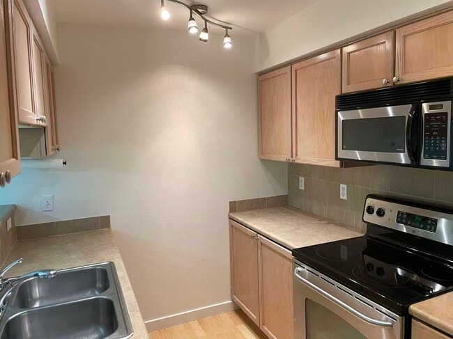 Photo - Nice 2-bed, 2-bath condo in Bothell for rent