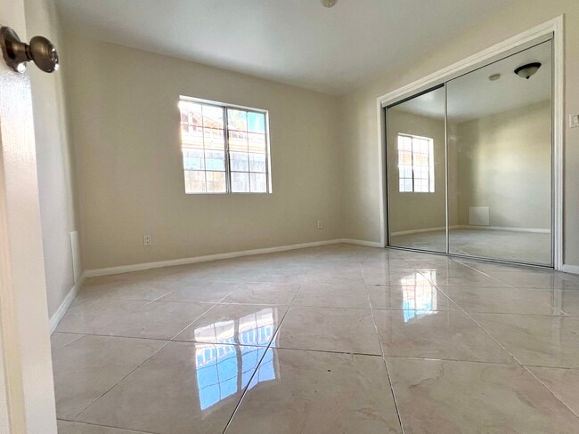 Photo - 6188 Mesa Ave Unit Apt 3