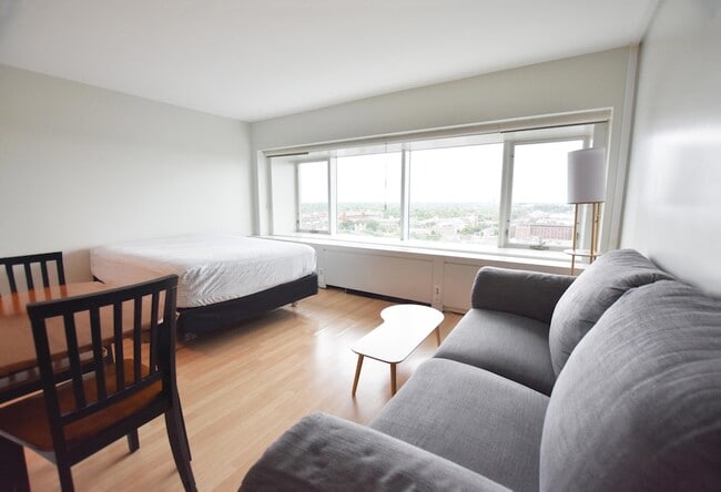 Building Photo - 555 E William St Unit 20L