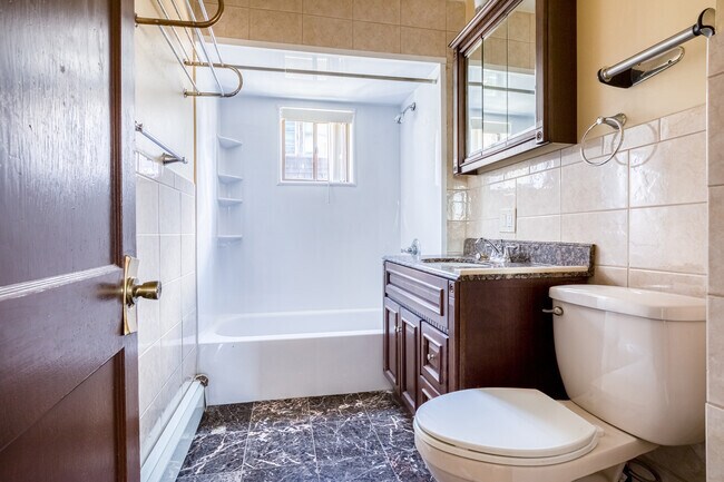 bathroom - 336 Riverside Ave Unit 1