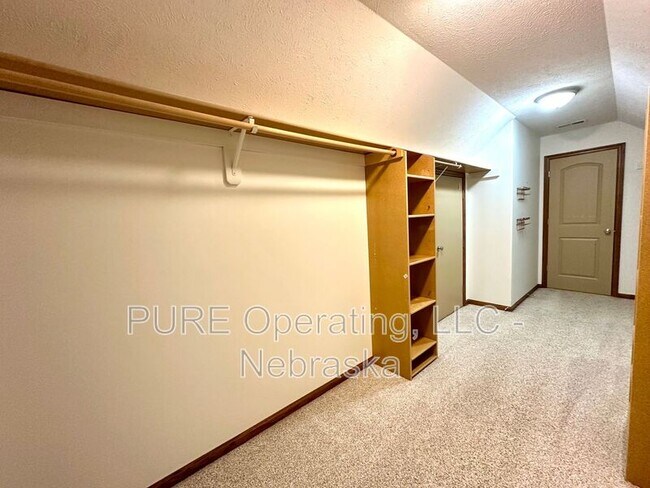 Photo - 18424 Howard St House