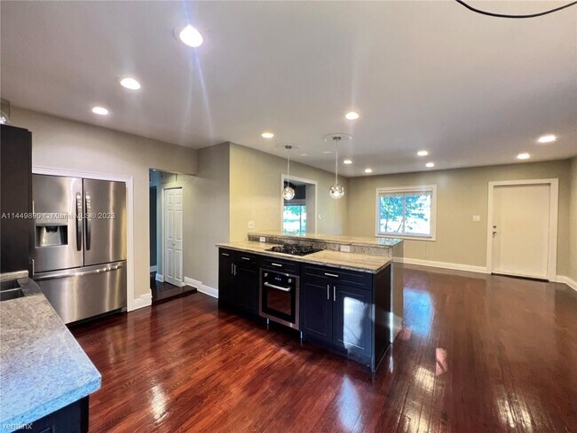 Photo - 3 br, 2 bath House - 9338 NW 2nd Ave