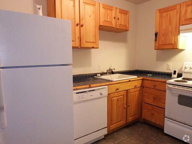 Building Photo - 837 Washington Blvd Unit A Rental