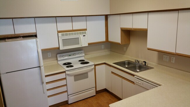 Photo - 2 bedroom, 1 bath condo on Iowa City's southeast side Unidad 2