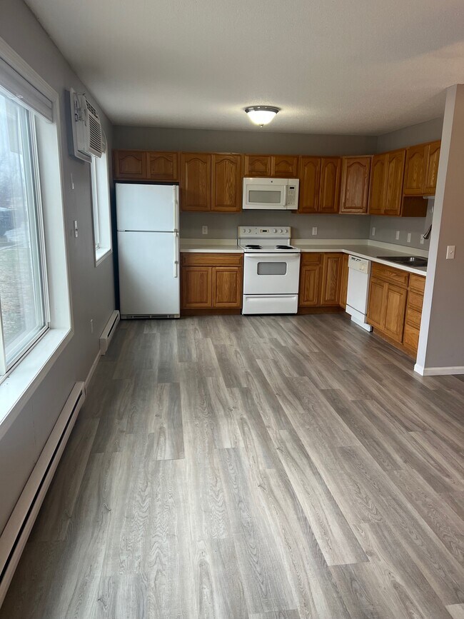 Photo - 615 11th Street Southwest