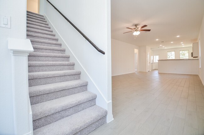 Photo - 7919 Royal Palm Dr