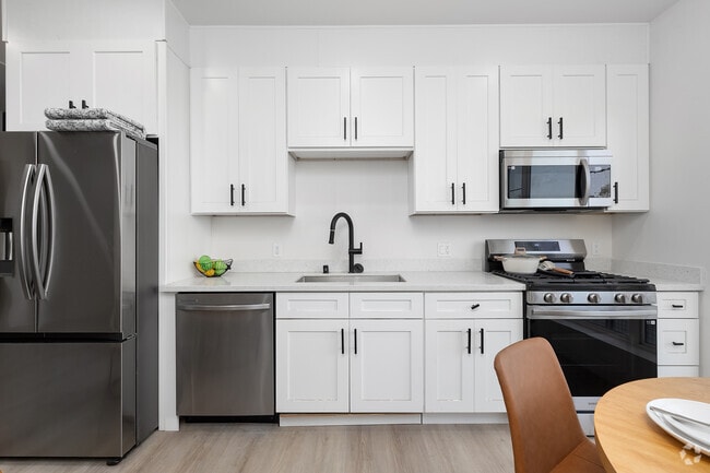 5BD, 5BA - 1,522SF - Kitchen - Polaris Lux