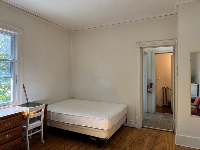 Photo - 210 Stewart Ave Unidad 1C