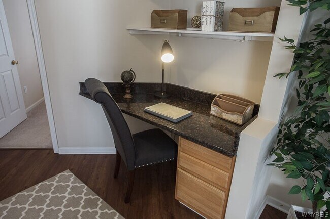 Photo - 10 Arielle Ct