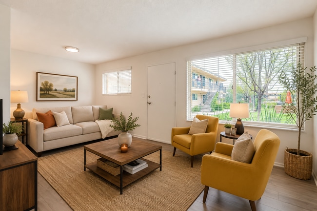 Photo - 3530 W Adams Blvd Unit 79