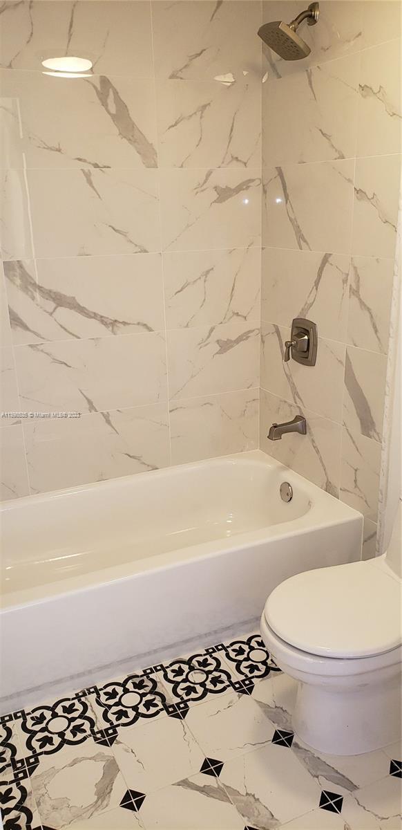 Photo - 1673 Bay Rd Unit 301