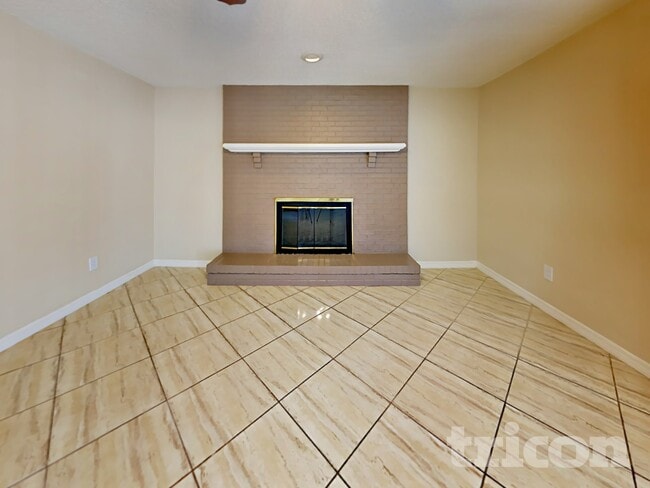 Photo - 2125 El Campo Ave
