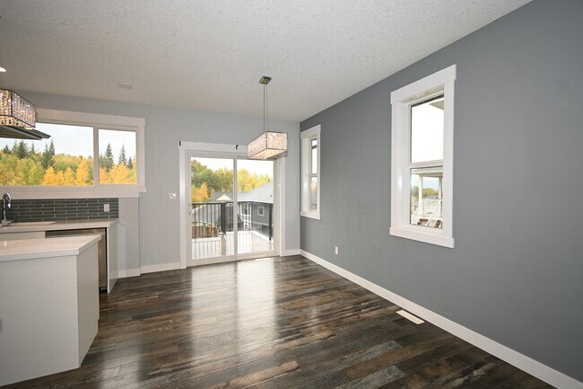 Photo - 4724 Gannett Rd