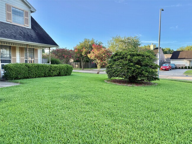 Photo - 2923 Cottonfield Way