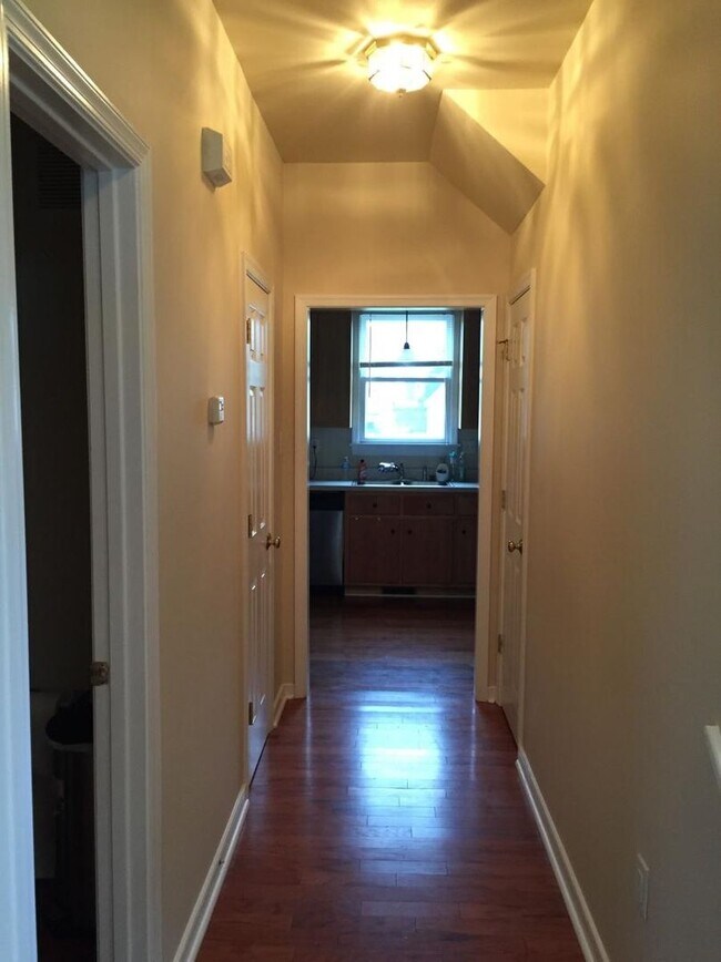 Photo - Large 4 Bedroom 2.5 Bath Home Near VCU.