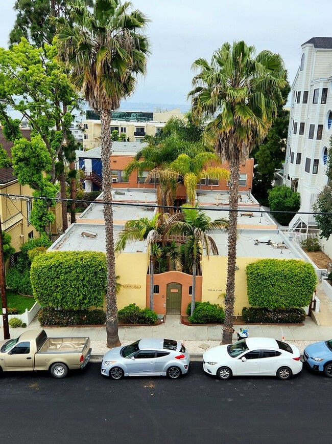Building Photo - 2 WEEKS FREE!!! 1BR Between Balboa Park an... Unit 1922 Rental