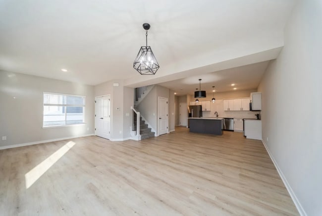 Photo - 1012 Maple St