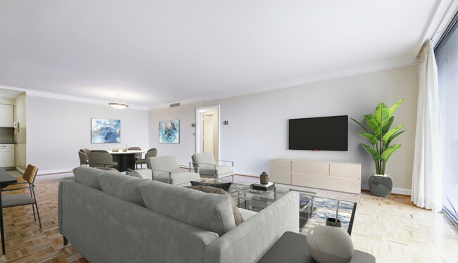 Photo - Columbia Plaza