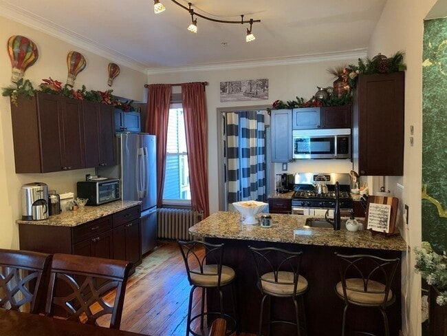 Photo - 140 Trenton St