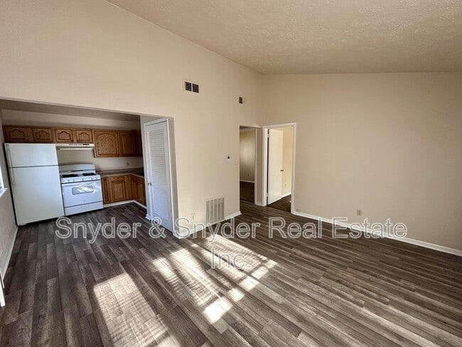 Photo - 279-281 Grove St