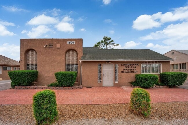 Building Photo - 1404 S Maryland Pkwy